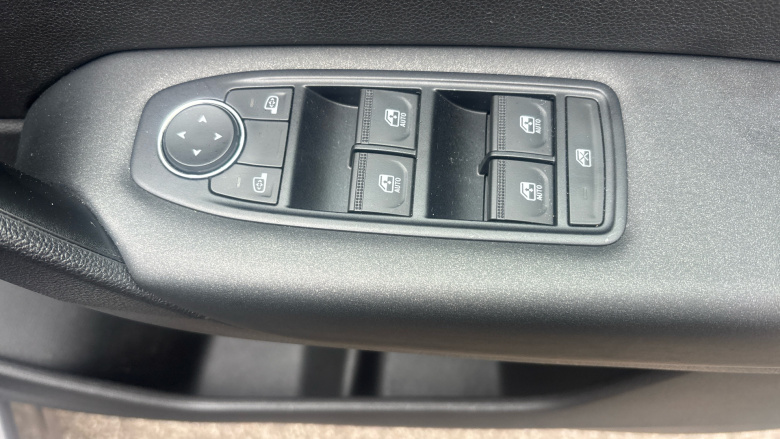 Renault Captur 1.6 E-TECH Hybrid 145 Iconic Edition 5dr Auto Hybrid Hatchback